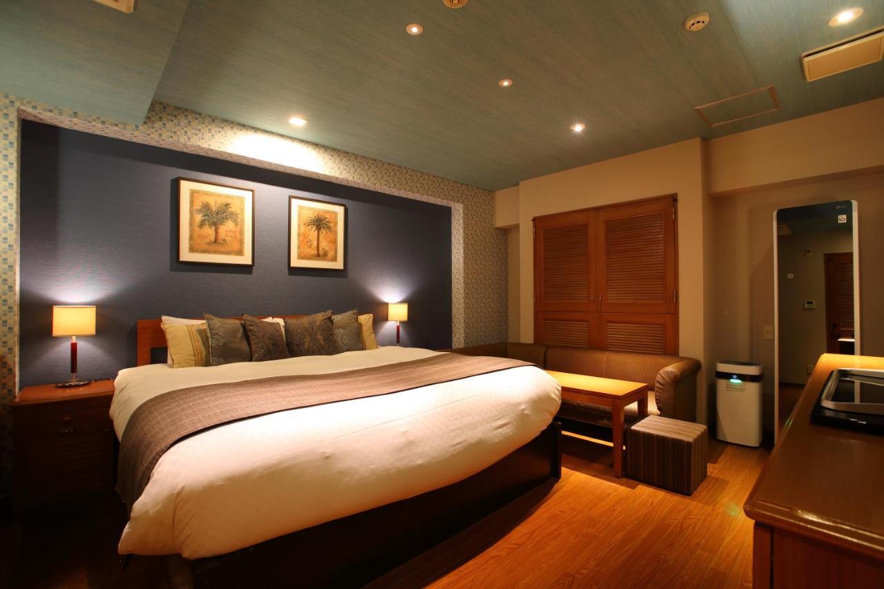 Fukuoka Chapel Coconuts Hotel Ipolani Εξωτερικό φωτογραφία