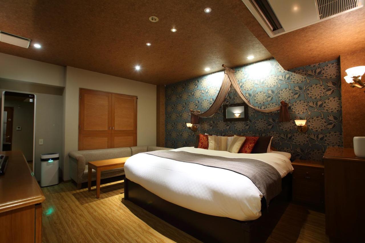 Fukuoka Chapel Coconuts Hotel Ipolani Εξωτερικό φωτογραφία