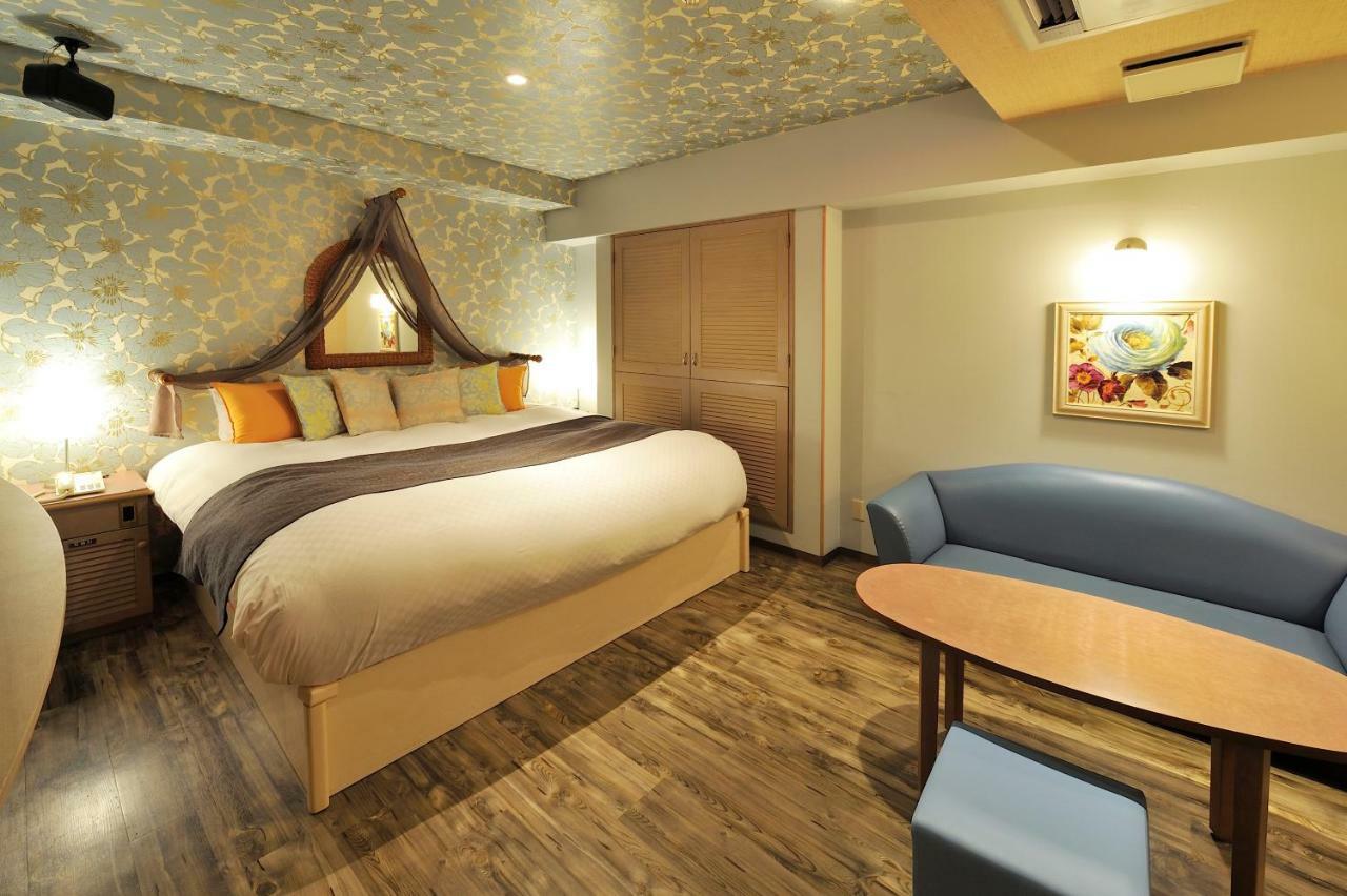 Fukuoka Chapel Coconuts Hotel Ipolani Εξωτερικό φωτογραφία